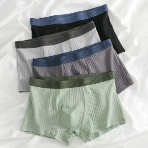 4 Pieces of 95% Cotton Men’s Underwear Comfortable Breathable Warm Cotton Fabric Soft Multi-color
