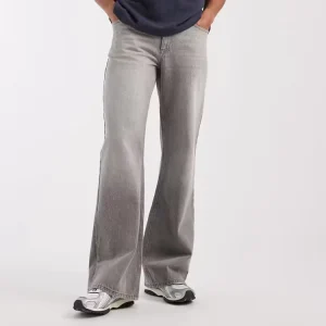Casual Baggy Wash Gray Men’s Jeans For Casual Everyday Wear High Rise Wide Flare Jeans For Men