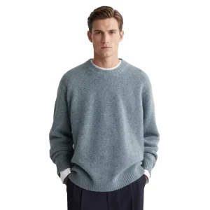 Custom made Men’s Winter Long sleeved Crew Neck Anti wrinkle Anti shrink Knitted Sweater with Front logo (100% Pure Wool)
