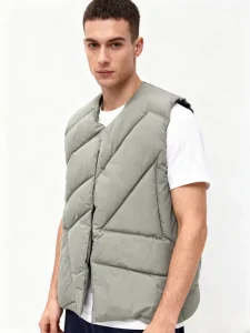 Customized Men’s High Quality Fluffy Padding Vest Warm Winter Outer Wear Casual Style Windproof Breathable Zipper Closure