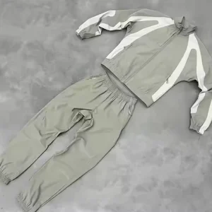 Customized Nylon Sportswear Men’s Waterproof Zipper Windbreakers Joggers Hoodies&Sweatshirt Sets Lightweight