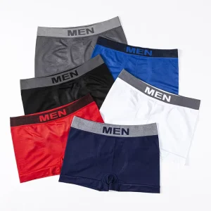 Factory Supply Men’s Seamless Polyester Boxer Briefs Thick Tagless Underpants Breathable Feature Waist ODM Stocked Sale