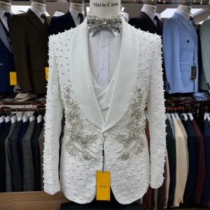 Handmade Business Suit Large Size Bridegroom Wedding Custom Suit Button Closure Formal Style