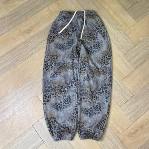 Heavyweight Custom 100% Cotton Leopard Overall Printing Oversize Drawstring Joggers Streetwear Clothing Sweatpants For Men