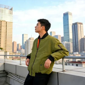 High-Performance Polyester Men’s Cycling Jacket Outdoor Windproof Coat Dark Green Ribbed Stand Collar Design