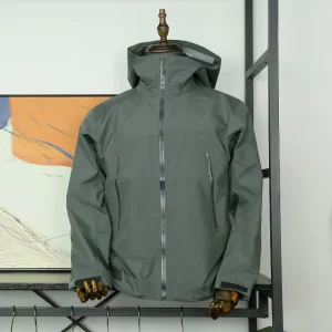 High Quality XL Size Men’s Reflective Cycling Jacket Customizable Waterproof Hardshell Stand Collar Zipper Breathable Coated