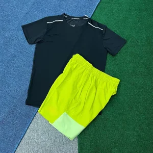 Men’s 2 Piece Athletic Training Suit Dry Fit Short Sleeve Tee Moisture Wicking Gym Shorts Performance Activewear