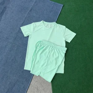 Mens Lightweight Breathable T Shirt & Shorts Set OEM Custom Summer Activewear Four-Way Stretch Running Outfit Gym Fitness Set