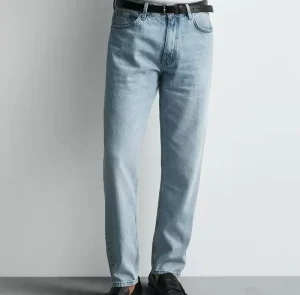 Men’s Mid Rise Medium Wash Eco Friendly Casual Woven Denim Straight Jeans ODM Customizable Multi Color New Arrival