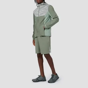Men’s Outdoor Performance Lightweight Two Pieces Set Windproof Patchwork Jacket and Quick Dry Shorts Men’s Activewear