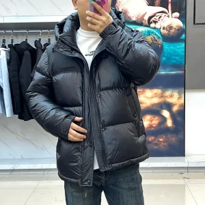 Neutral Hooded Thick Men’s Quilted Trench Coat Zipper Closure Knitted Thermal Insulated Water Resistant Parka
