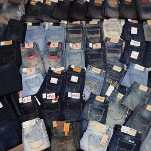 New Style Men’s Vintage Korean Style Boyfriend Jeans with Mid Waist Eco Friendly Fleece Denim and Hole Designs ODM