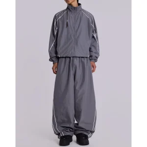OEM Custom Logo Men’s Sporty Breathable Nylon Tracksuit Reflective Jogging Windbreaker Stripes Breathable Tracksuit Set