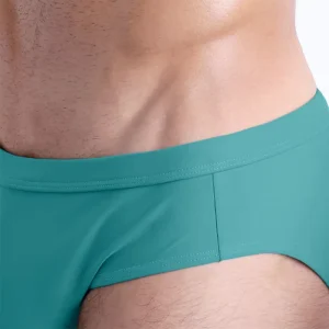OEM Custom Men’s Swimwear Casual Bikini Briefs Maternity & Plus Size Breathable Briefs Men’s Blank Swimwear