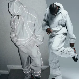 Streetwear Custom Men’s Outdoor Waterproof Sports Polyester Nylon Reflective Windbreaker Track Jacket and Pants Set Tracksuit
