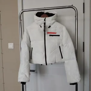 Unisex Winter Puffer Jacket Men’s and Women’s Classic Coats Casual Outerwear with Warm Feather Woven Top